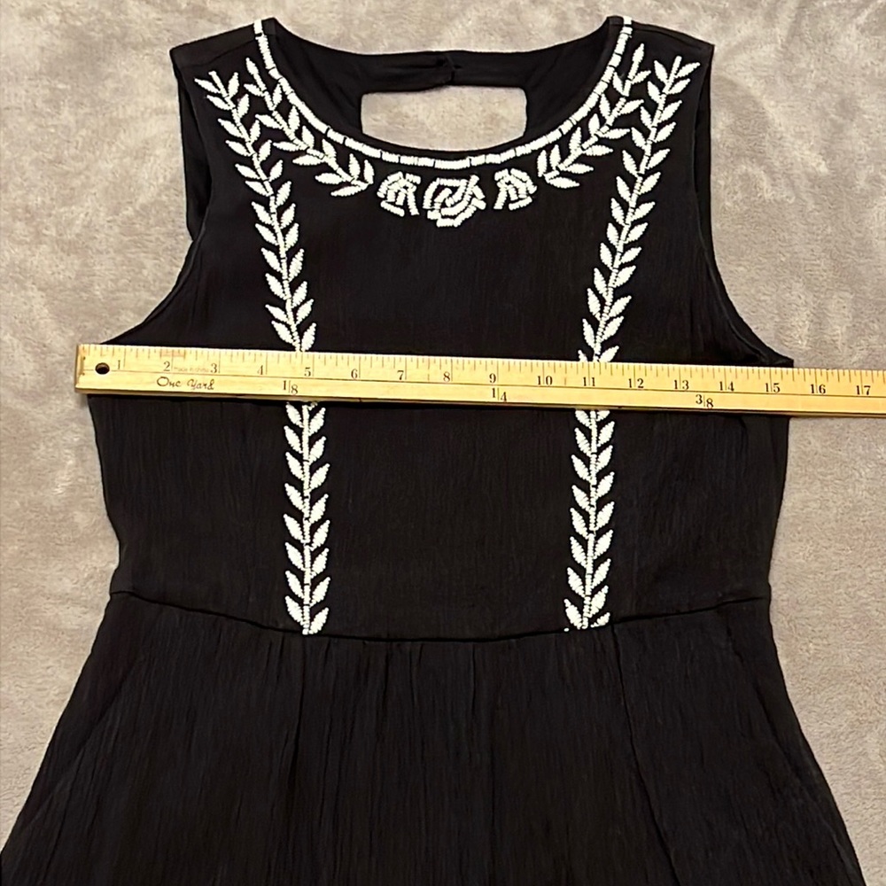 Lucky Brand Black Sleeveless Embroidered Dress - Picture 12 of 16